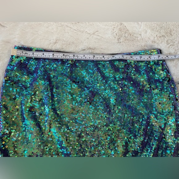 Y2 🧜‍♀️💜💚Armani Exchange sequin mini skirt NWT💚💜 - Picture 11 of 16